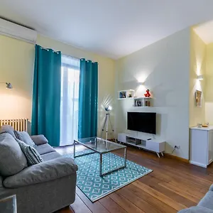 Quiet With Private Garden Apartment Florence