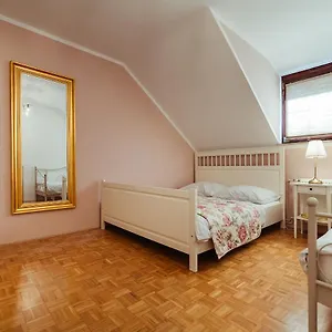 Apartment House Aurora - Free Parking, Laibach