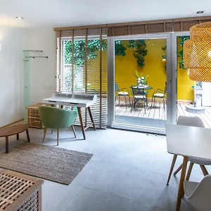 Oasis Apartment