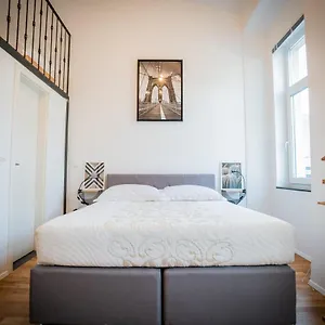 Apartment Rhino, Laibach
