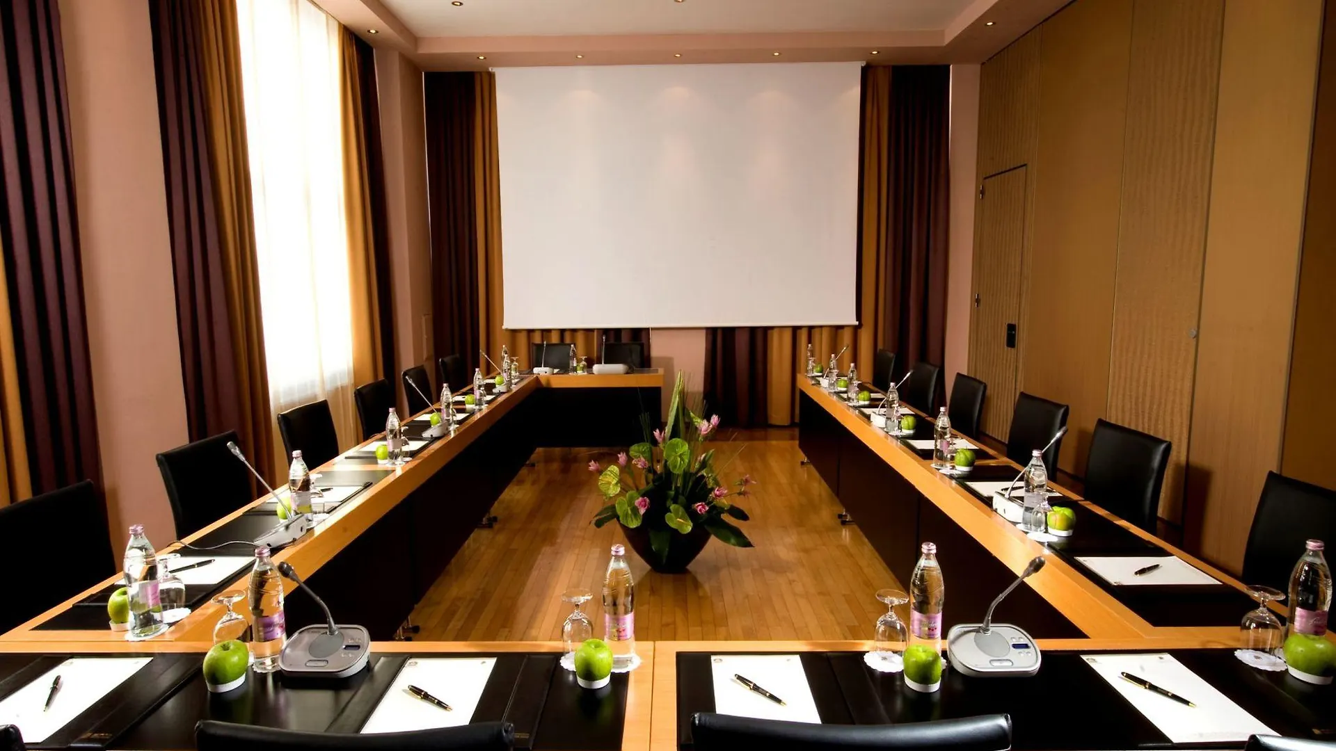 Best Western Premier Hotel Slon Ljubljana 4*,